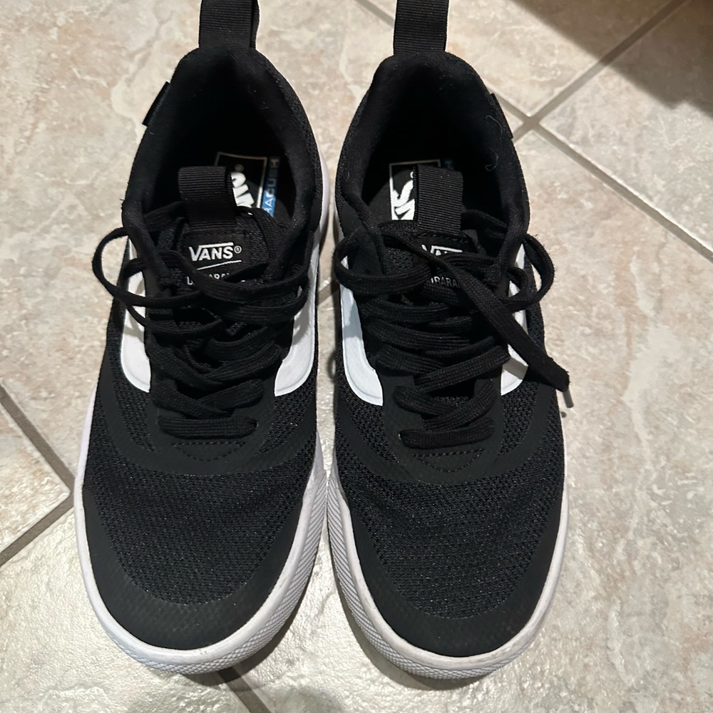Vans UltraRange Sneakers